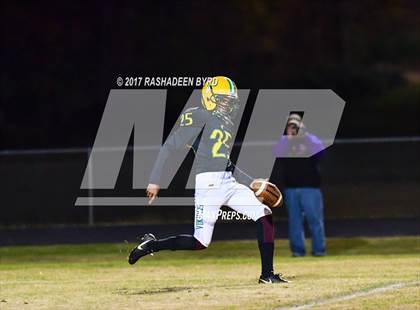 Thumbnail 3 in Woodbridge vs. Lake Braddock (VHSL Region 6A North 2nd Round) photogallery.