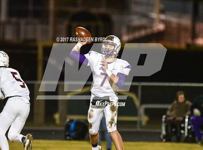 Thumbnail 2 in Woodbridge vs. Lake Braddock (VHSL Region 6A North 2nd Round) photogallery.