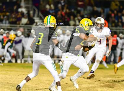 Thumbnail 1 in Woodbridge vs. Lake Braddock (VHSL Region 6A North 2nd Round) photogallery.