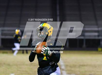 Thumbnail 3 in Woodbridge vs. Lake Braddock (VHSL Region 6A North 2nd Round) photogallery.