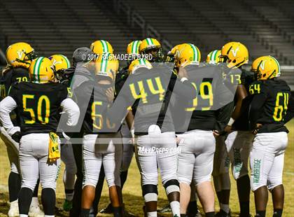 Thumbnail 3 in Woodbridge vs. Lake Braddock (VHSL Region 6A North 2nd Round) photogallery.