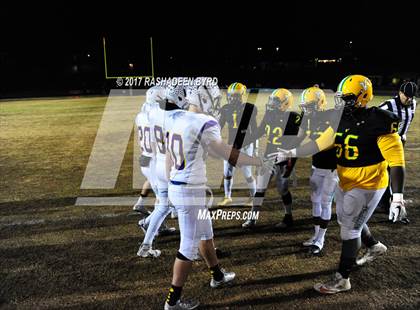 Thumbnail 3 in Woodbridge vs. Lake Braddock (VHSL Region 6A North 2nd Round) photogallery.