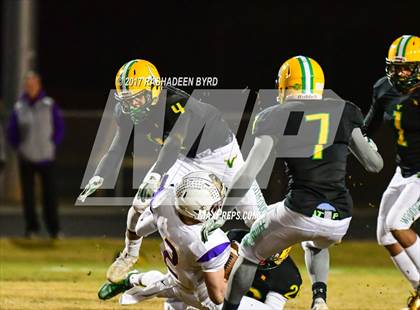 Thumbnail 2 in Woodbridge vs. Lake Braddock (VHSL Region 6A North 2nd Round) photogallery.