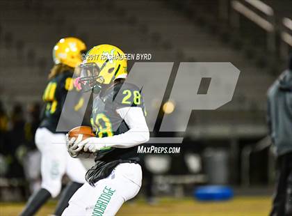 Thumbnail 3 in Woodbridge vs. Lake Braddock (VHSL Region 6A North 2nd Round) photogallery.
