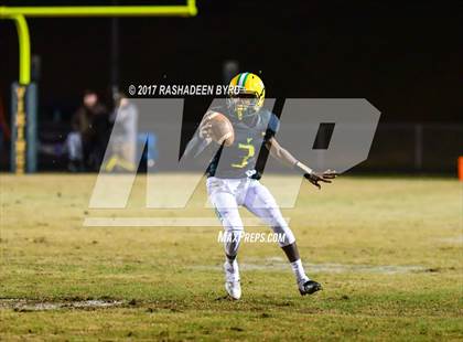 Thumbnail 3 in Woodbridge vs. Lake Braddock (VHSL Region 6A North 2nd Round) photogallery.