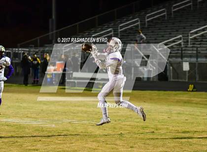 Thumbnail 3 in Woodbridge vs. Lake Braddock (VHSL Region 6A North 2nd Round) photogallery.