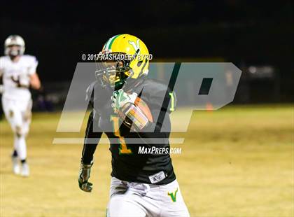 Thumbnail 1 in Woodbridge vs. Lake Braddock (VHSL Region 6A North 2nd Round) photogallery.