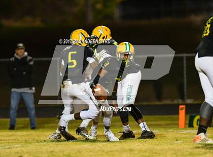 Thumbnail 3 in Woodbridge vs. Lake Braddock (VHSL Region 6A North 2nd Round) photogallery.