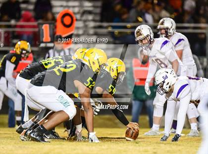 Thumbnail 2 in Woodbridge vs. Lake Braddock (VHSL Region 6A North 2nd Round) photogallery.