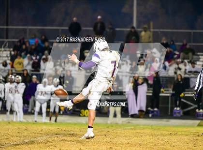 Thumbnail 1 in Woodbridge vs. Lake Braddock (VHSL Region 6A North 2nd Round) photogallery.
