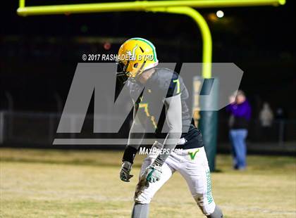 Thumbnail 1 in Woodbridge vs. Lake Braddock (VHSL Region 6A North 2nd Round) photogallery.