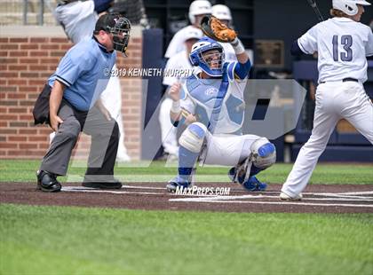 Thumbnail 2 in Corsicana vs. Lone Star Game 3 (UIL 5A Regional Semifinal) photogallery.