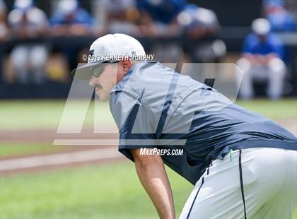 Thumbnail 2 in Corsicana vs. Lone Star Game 3 (UIL 5A Regional Semifinal) photogallery.