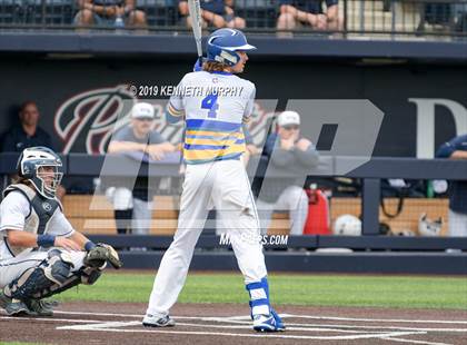 Thumbnail 2 in Corsicana vs. Lone Star Game 3 (UIL 5A Regional Semifinal) photogallery.