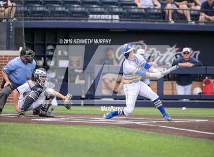 Thumbnail 3 in Corsicana vs. Lone Star Game 3 (UIL 5A Regional Semifinal) photogallery.