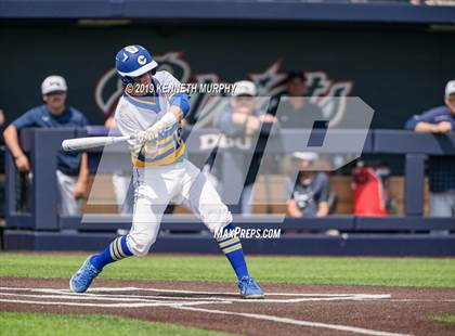 Thumbnail 2 in Corsicana vs. Lone Star Game 3 (UIL 5A Regional Semifinal) photogallery.