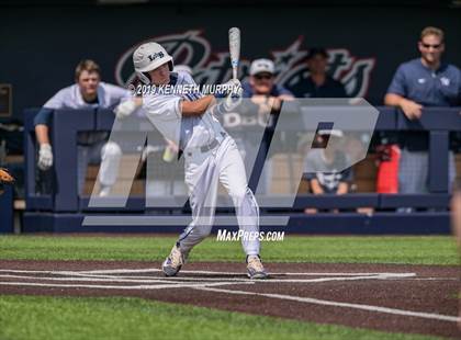 Thumbnail 2 in Corsicana vs. Lone Star Game 3 (UIL 5A Regional Semifinal) photogallery.