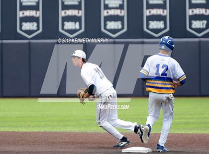 Thumbnail 2 in Corsicana vs. Lone Star Game 3 (UIL 5A Regional Semifinal) photogallery.