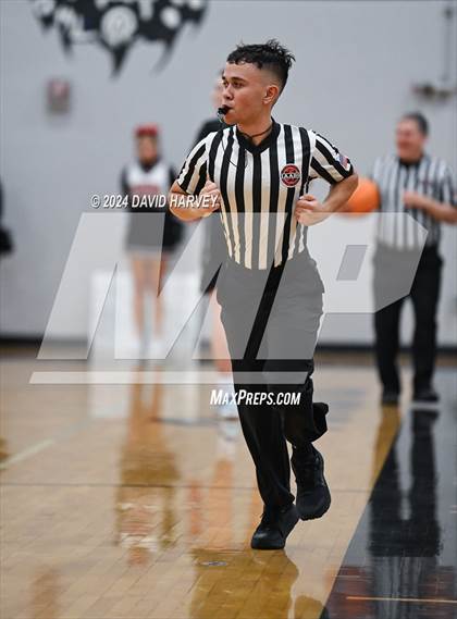 Thumbnail 3 in D'Evelyn vs Pomona photogallery.