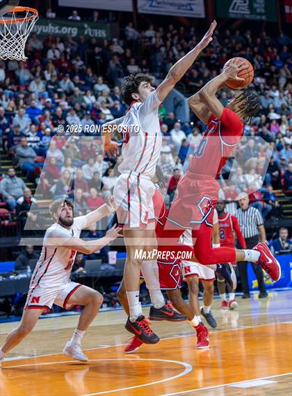 Thumbnail 3 in Binghamton vs  Niskayuna (NYSPHSAA Class AA Championship) photogallery.