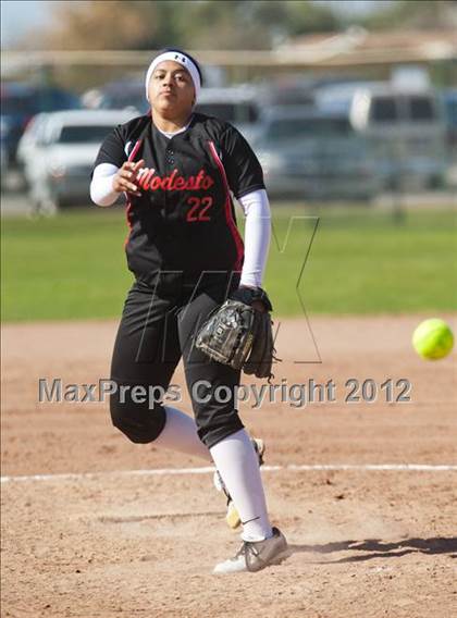 Thumbnail 3 in Weston Ranch vs. Modesto photogallery.