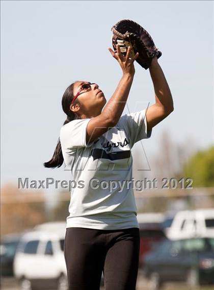 Thumbnail 1 in Weston Ranch vs. Modesto photogallery.