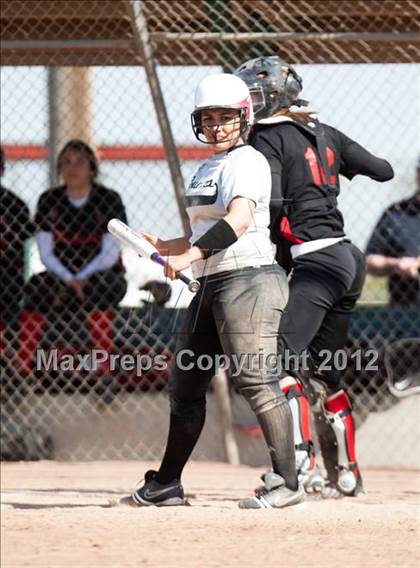 Thumbnail 3 in Weston Ranch vs. Modesto photogallery.