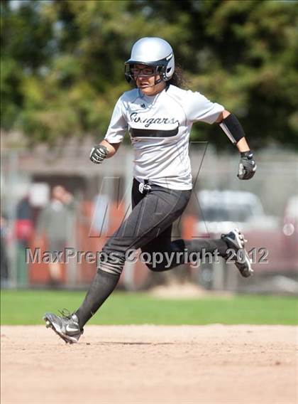 Thumbnail 3 in Weston Ranch vs. Modesto photogallery.