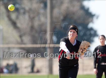 Thumbnail 3 in Weston Ranch vs. Modesto photogallery.