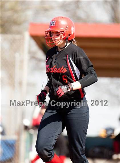 Thumbnail 2 in Weston Ranch vs. Modesto photogallery.