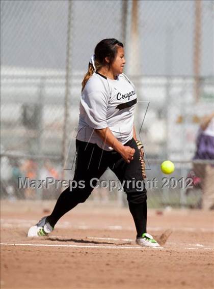 Thumbnail 3 in Weston Ranch vs. Modesto photogallery.