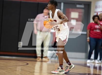 Thumbnail 1 in Woodward Academy vs Warner Robins (GHSAA 5A Round 1 Playoff) photogallery.