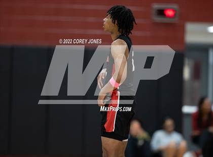 Thumbnail 1 in Woodward Academy vs Warner Robins (GHSAA 5A Round 1 Playoff) photogallery.