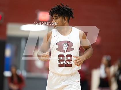Thumbnail 3 in Woodward Academy vs Warner Robins (GHSAA 5A Round 1 Playoff) photogallery.