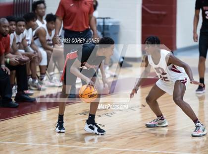 Thumbnail 2 in Woodward Academy vs Warner Robins (GHSAA 5A Round 1 Playoff) photogallery.