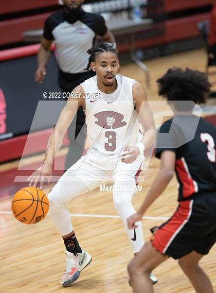Thumbnail 1 in Woodward Academy vs Warner Robins (GHSAA 5A Round 1 Playoff) photogallery.