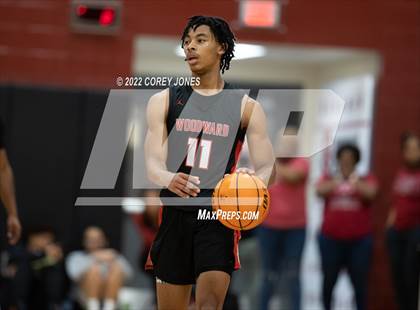 Thumbnail 2 in Woodward Academy vs Warner Robins (GHSAA 5A Round 1 Playoff) photogallery.
