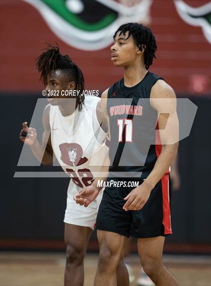 Thumbnail 3 in Woodward Academy vs Warner Robins (GHSAA 5A Round 1 Playoff) photogallery.