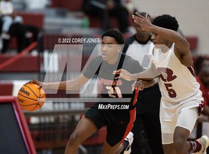 Thumbnail 1 in Woodward Academy vs Warner Robins (GHSAA 5A Round 1 Playoff) photogallery.