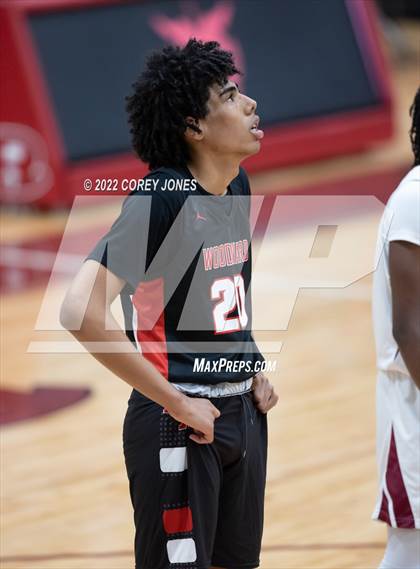 Thumbnail 3 in Woodward Academy vs Warner Robins (GHSAA 5A Round 1 Playoff) photogallery.