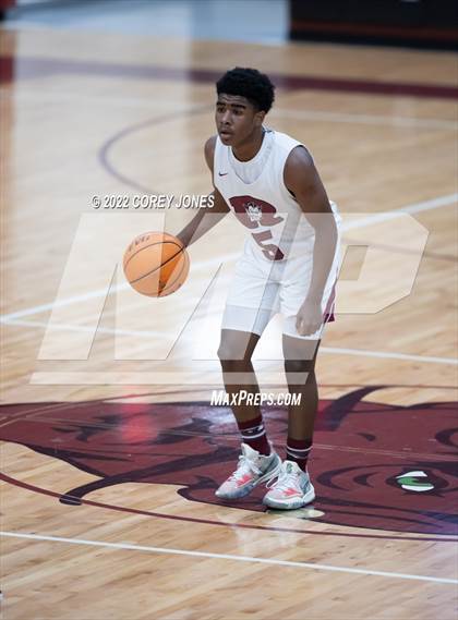 Thumbnail 1 in Woodward Academy vs Warner Robins (GHSAA 5A Round 1 Playoff) photogallery.