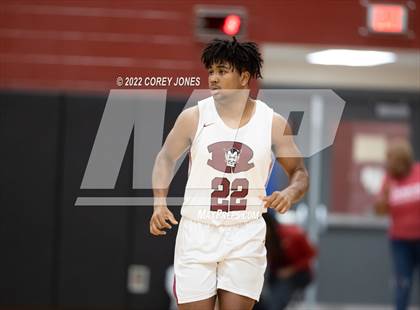 Thumbnail 2 in Woodward Academy vs Warner Robins (GHSAA 5A Round 1 Playoff) photogallery.