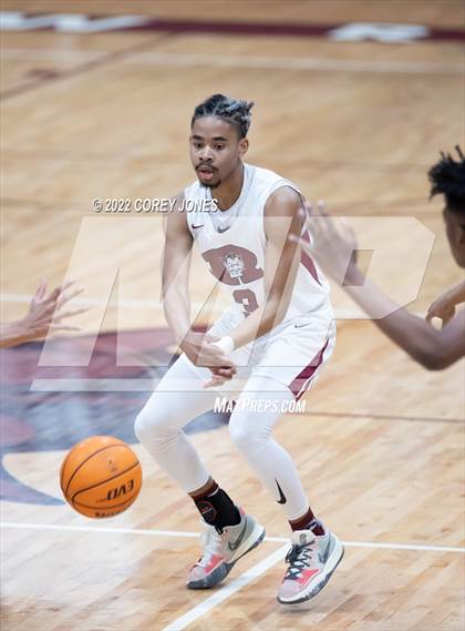 Thumbnail 1 in Woodward Academy vs Warner Robins (GHSAA 5A Round 1 Playoff) photogallery.