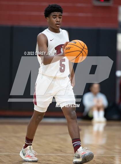 Thumbnail 2 in Woodward Academy vs Warner Robins (GHSAA 5A Round 1 Playoff) photogallery.