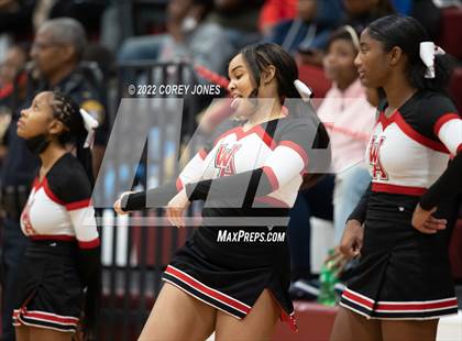 Thumbnail 3 in Woodward Academy vs Warner Robins (GHSAA 5A Round 1 Playoff) photogallery.