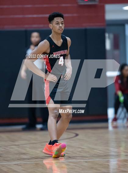 Thumbnail 1 in Woodward Academy vs Warner Robins (GHSAA 5A Round 1 Playoff) photogallery.