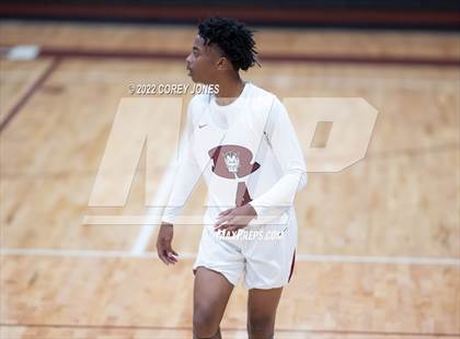 Thumbnail 2 in Woodward Academy vs Warner Robins (GHSAA 5A Round 1 Playoff) photogallery.