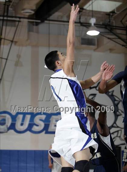 Thumbnail 3 in Notre Dame vs. Burbank (Burbank Tip-Off Classic) photogallery.