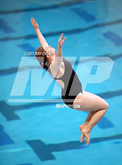 Thumbnail 2 in Coaches Invitational photogallery.
