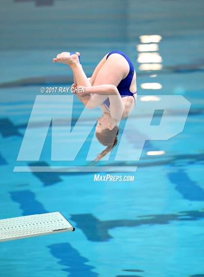 Thumbnail 2 in Coaches Invitational photogallery.